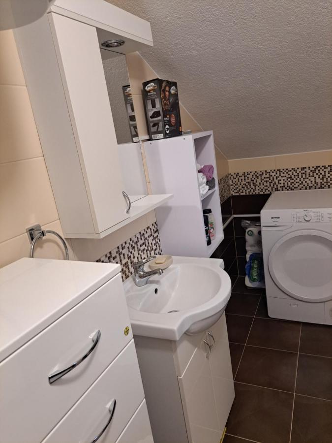 Apartman Avram Kotor Varos Exterior photo