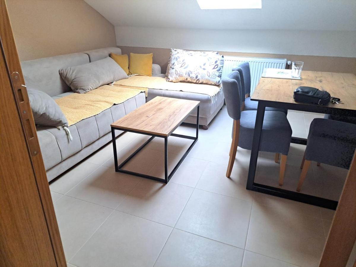 Apartman Avram Kotor Varos Exterior photo