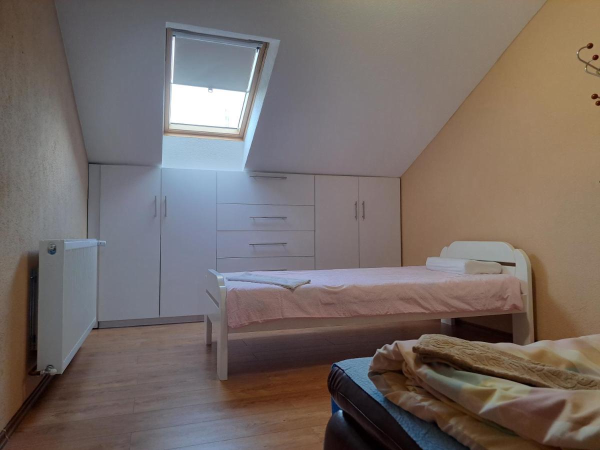 Apartman Avram Kotor Varos Exterior photo
